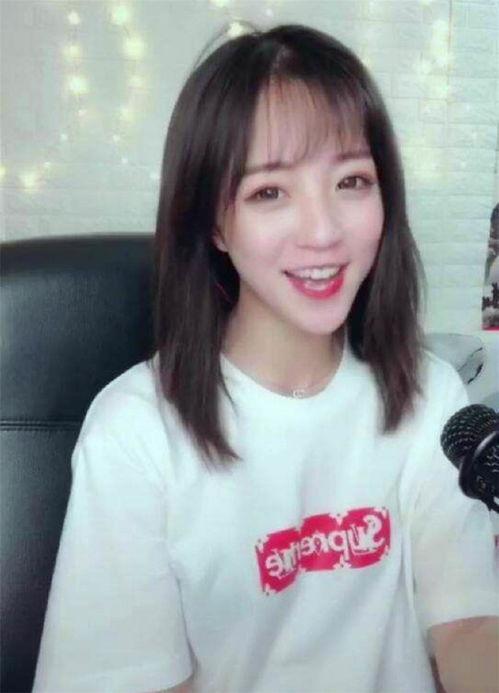 抖音女网红吃瓜视频合集,揭秘娱乐圈幕后故事 第3张 抖音女网红吃瓜视频合集,揭秘娱乐圈幕后故事 第3张