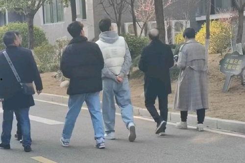 网红小杨哥吃瓜事件真相,真相大白背后的曲折历程 第2张 网红小杨哥吃瓜事件真相,真相大白背后的曲折历程 第2张